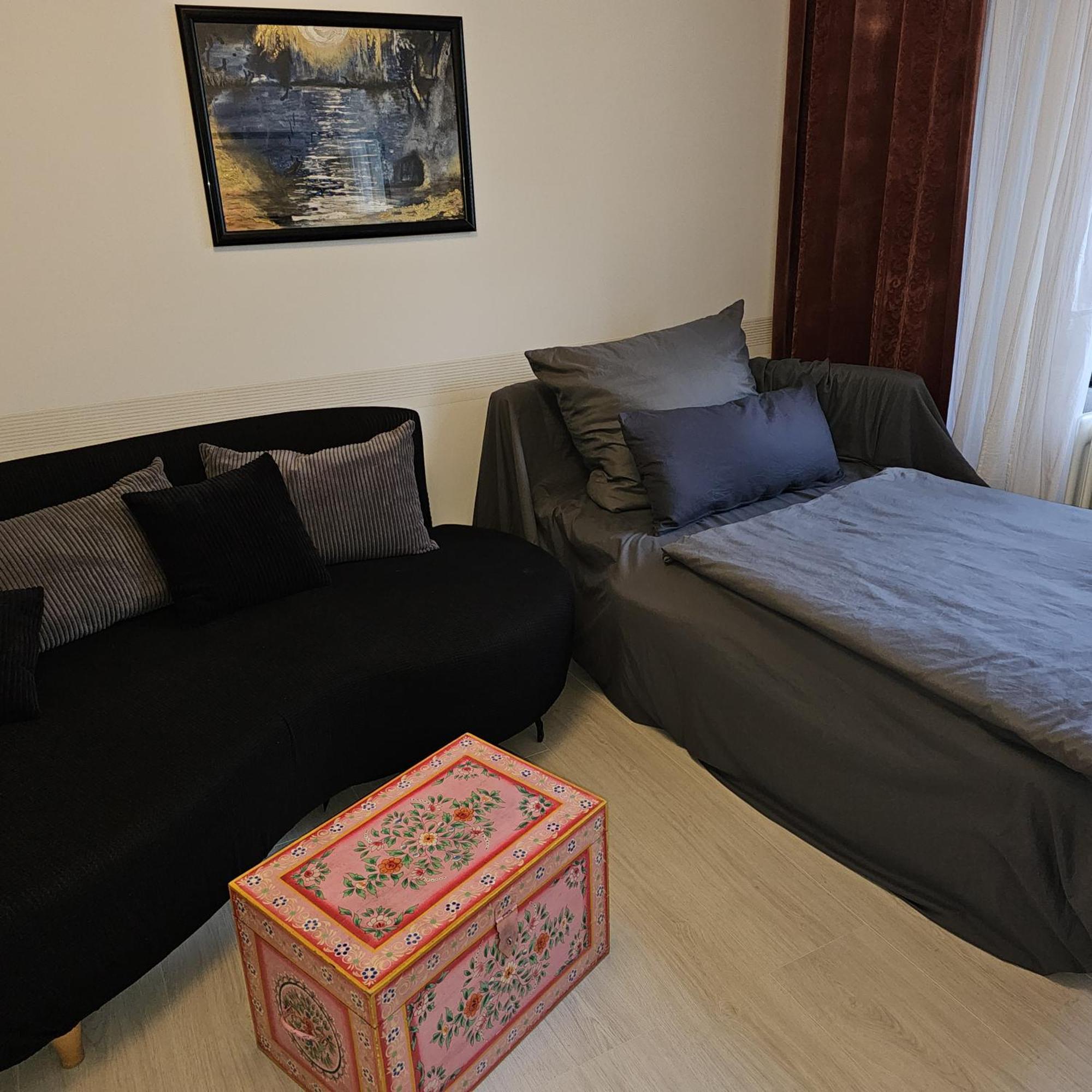 Zimmer Mit Charme Mond Norimberga Esterno foto